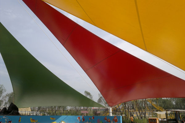 鞍山染色對膜材使用壽命的影響：解析與應對策略